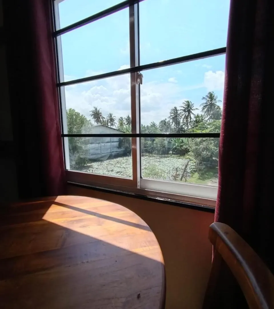 The Golden Bow Villa Seeduwa Holiday home