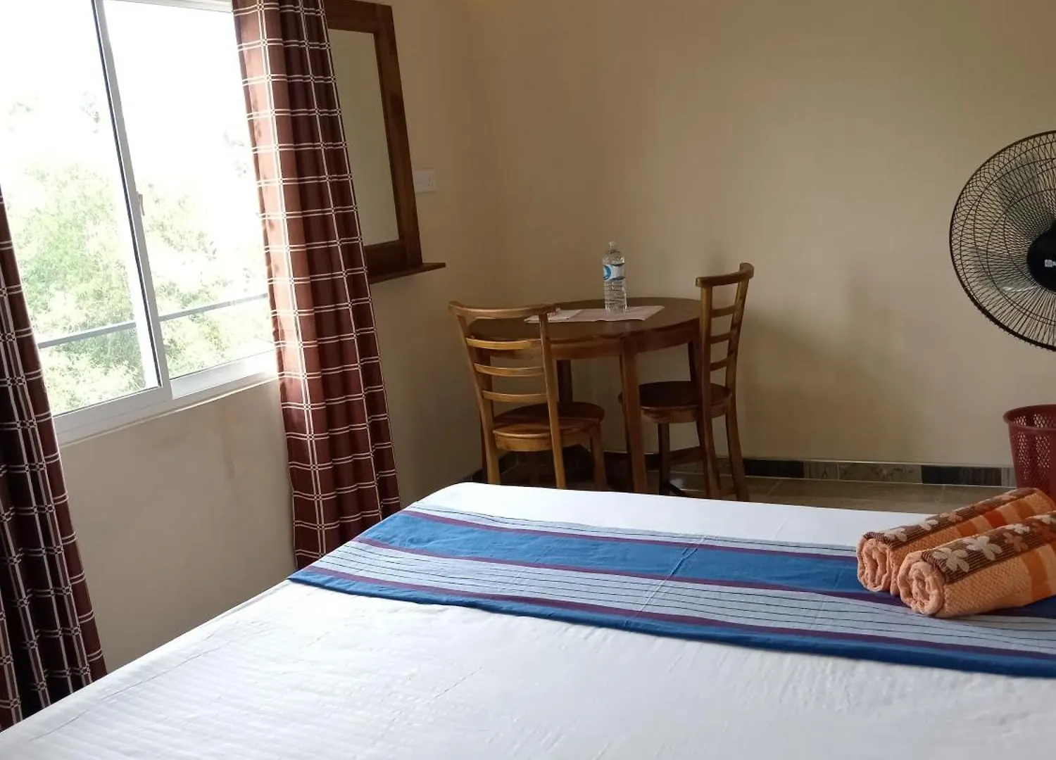 The Golden Bow Villa Seeduwa Holiday home